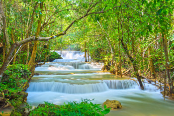 Cascada de Huai Mae Khamin (Tailandia)