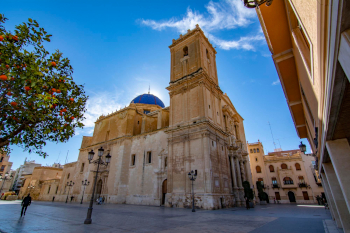 Basílica de Santa María en Elche, Comunidad Valenciana