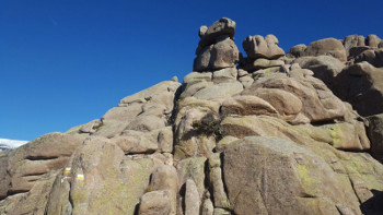 Paisaje montañoso de La Pedriza en el Parque Nacional de la Sierra de Guadarrama