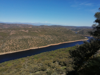Río Tajo a su paso por el Parque Nacional de Monfragüe