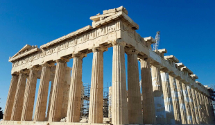 Acrópolis en la ciudad de Atenas