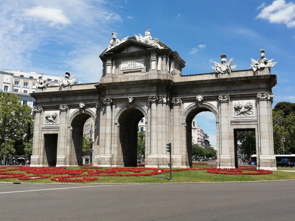 Puerta de Alcalá en la Plaza de la Independencia de Madrid